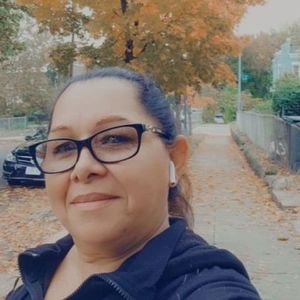 Meet your Posher, Ana